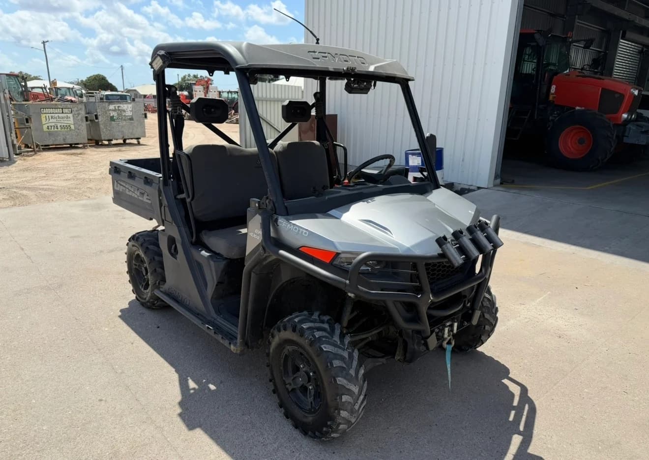 CFMOTO UFORCE 600 EPS